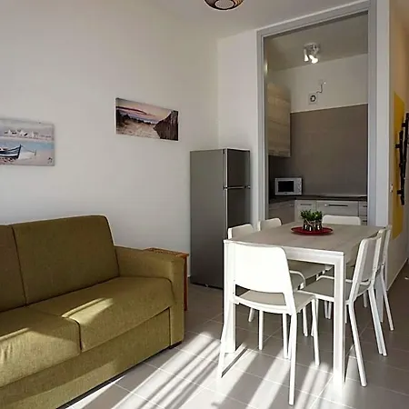 Fantastic With Terrace And Swimming Pool Caorle